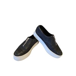 Vince Black and White Platform Shoes Sleek Design